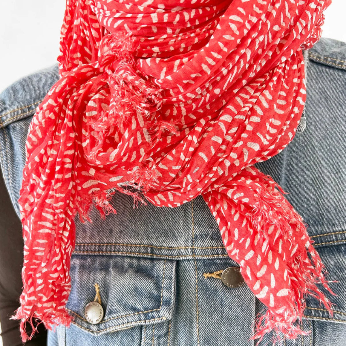 Stitch Cotton Scarf in Red