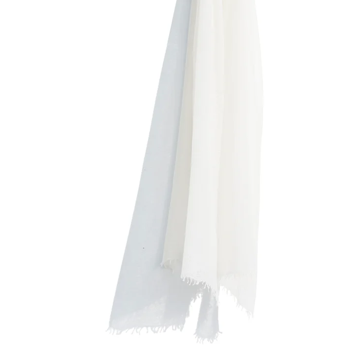 Cashmere Whisper Featherweight Stole Scarf in Ivory