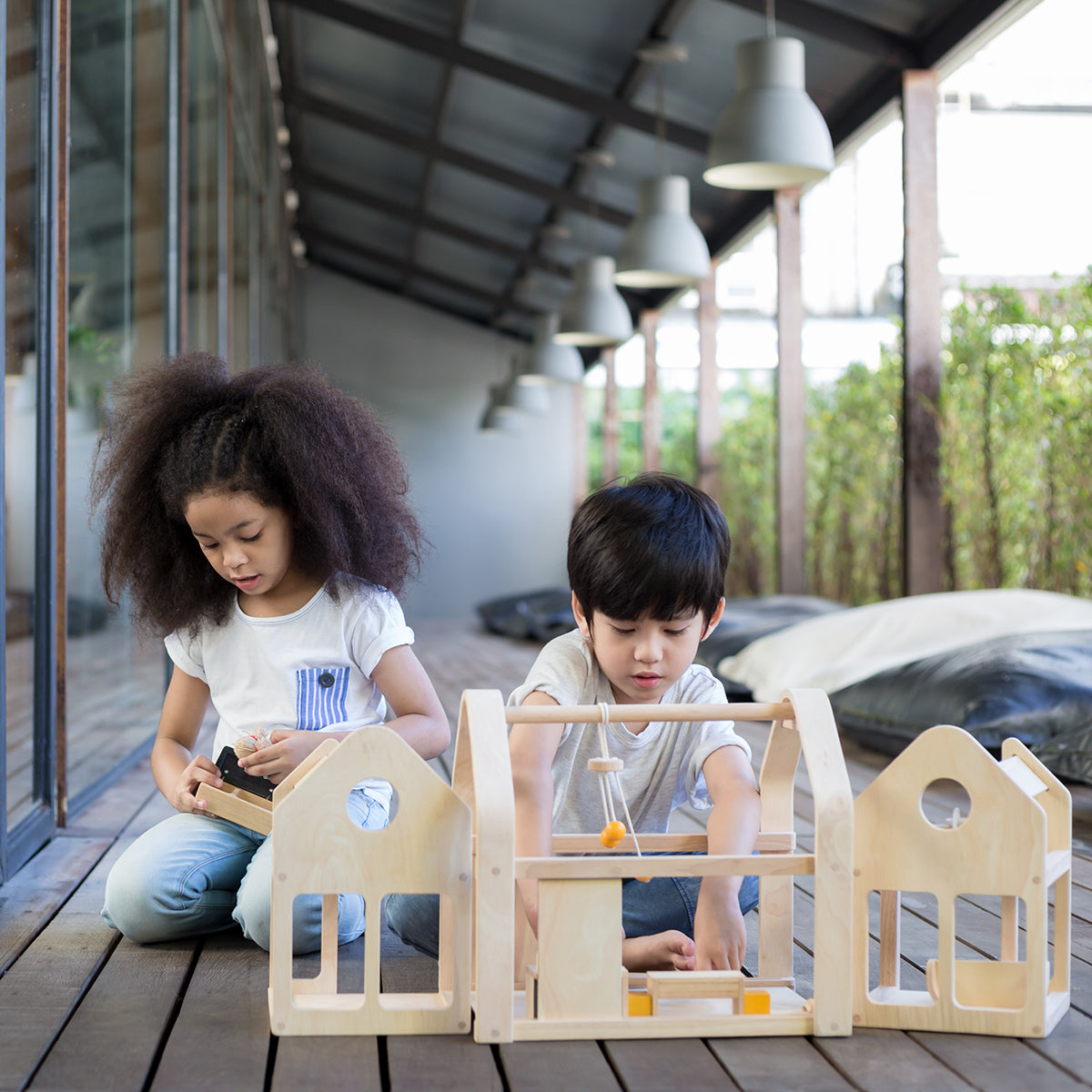 Slide & Go Dollhouse