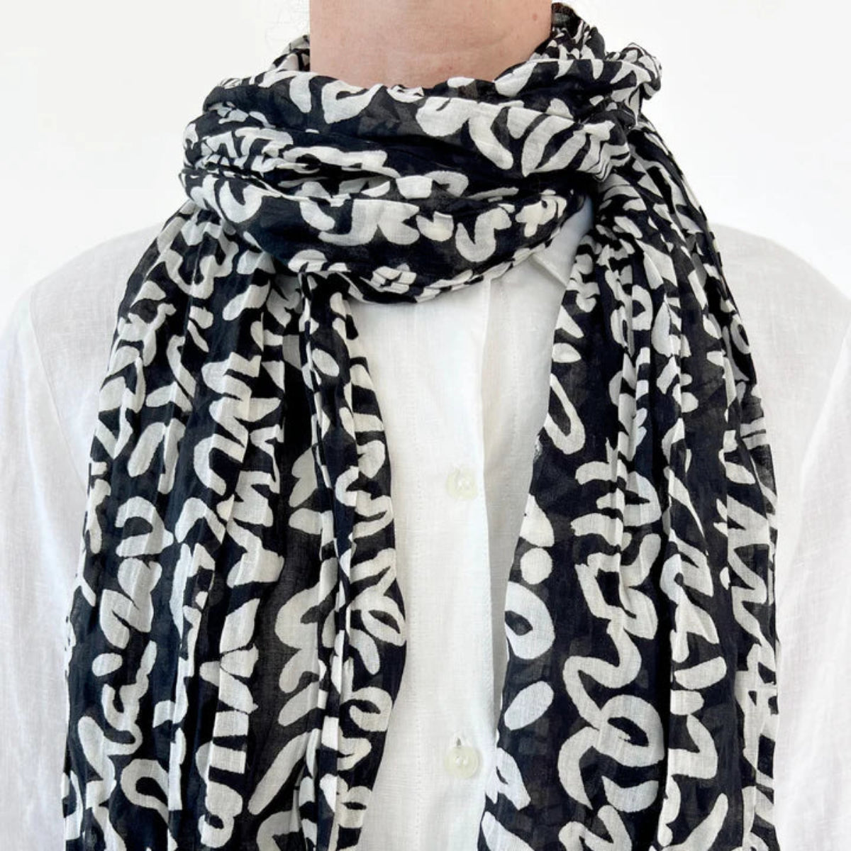 Black Story Cotton Scarf